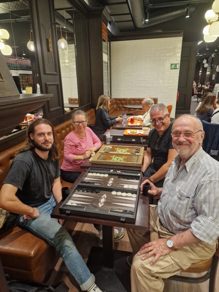 Partidas sociales del Club Backgammon Barcelona 